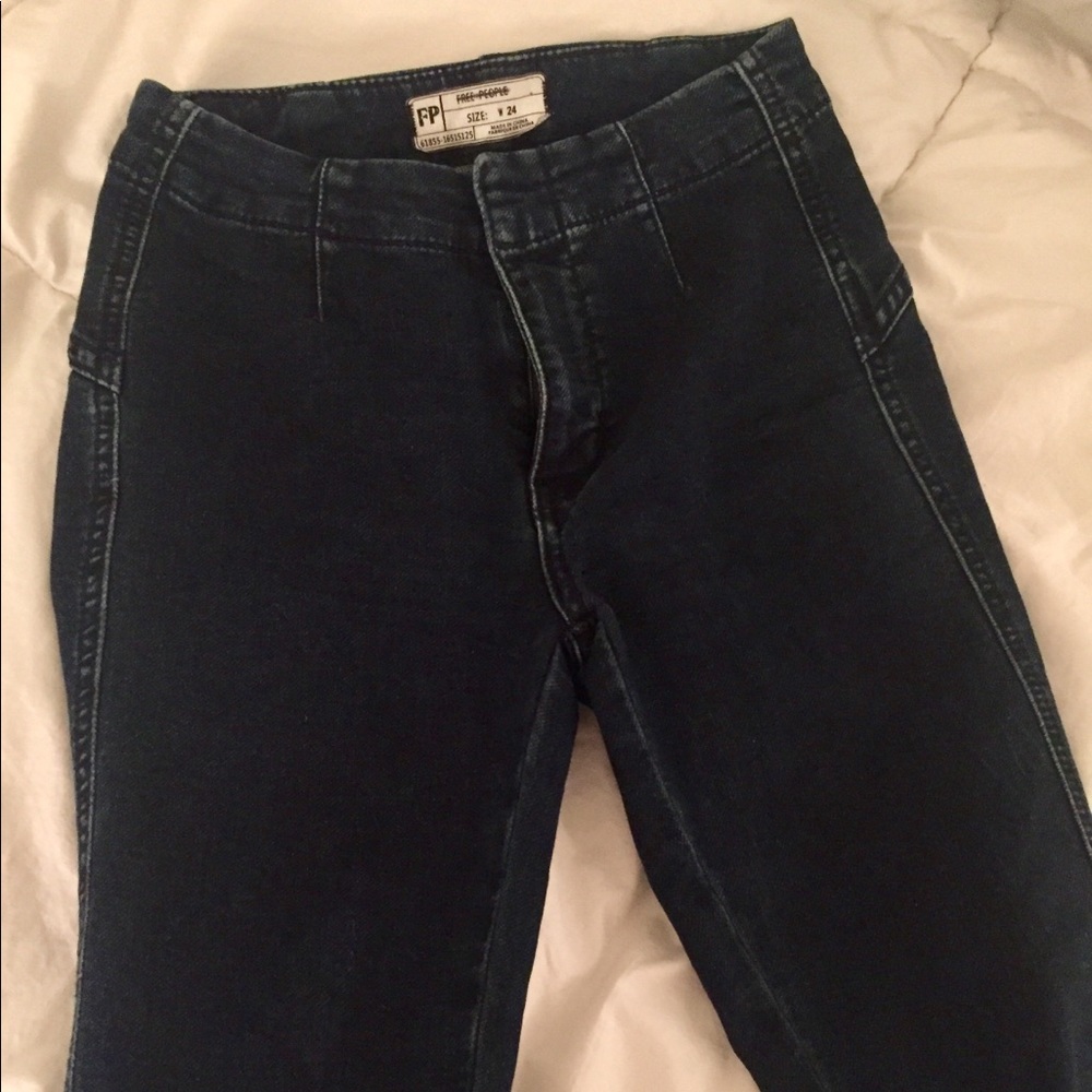 Free People stretchy skinny jeans size 24